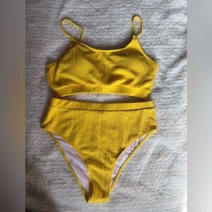 Women’s Plus Size Ribbed Two-Piece Bikini Set